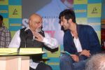 Ranbir Kapoor,Pritish Nandy at Pritish Nandy_s book launch in Crossword, Kemps Corner on 21st  July 2012 (7).JPG